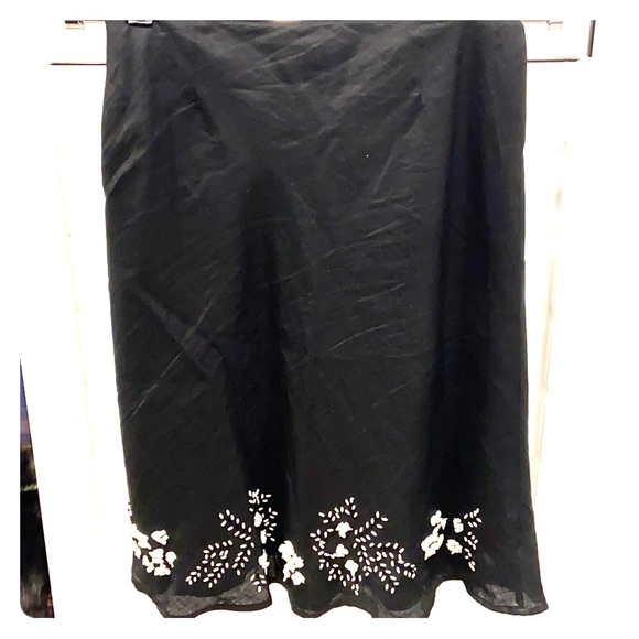 Beaded black bell skirt - Picture 1 of 2